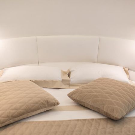 Lux Suites In Roma Buitenkant foto