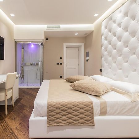 Lux Suites In Roma Buitenkant foto
